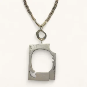 Abstract Rectangle Pendant Necklace | Sculpture. Silver.