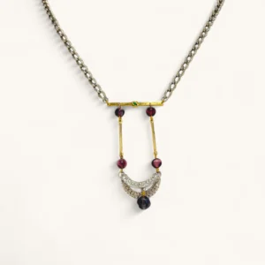 Hammered Square Red Crystal Lariat Necklace | Emerald.