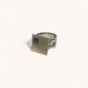 \Geometric Silver Ring with Square Gemstone | Sapphire.